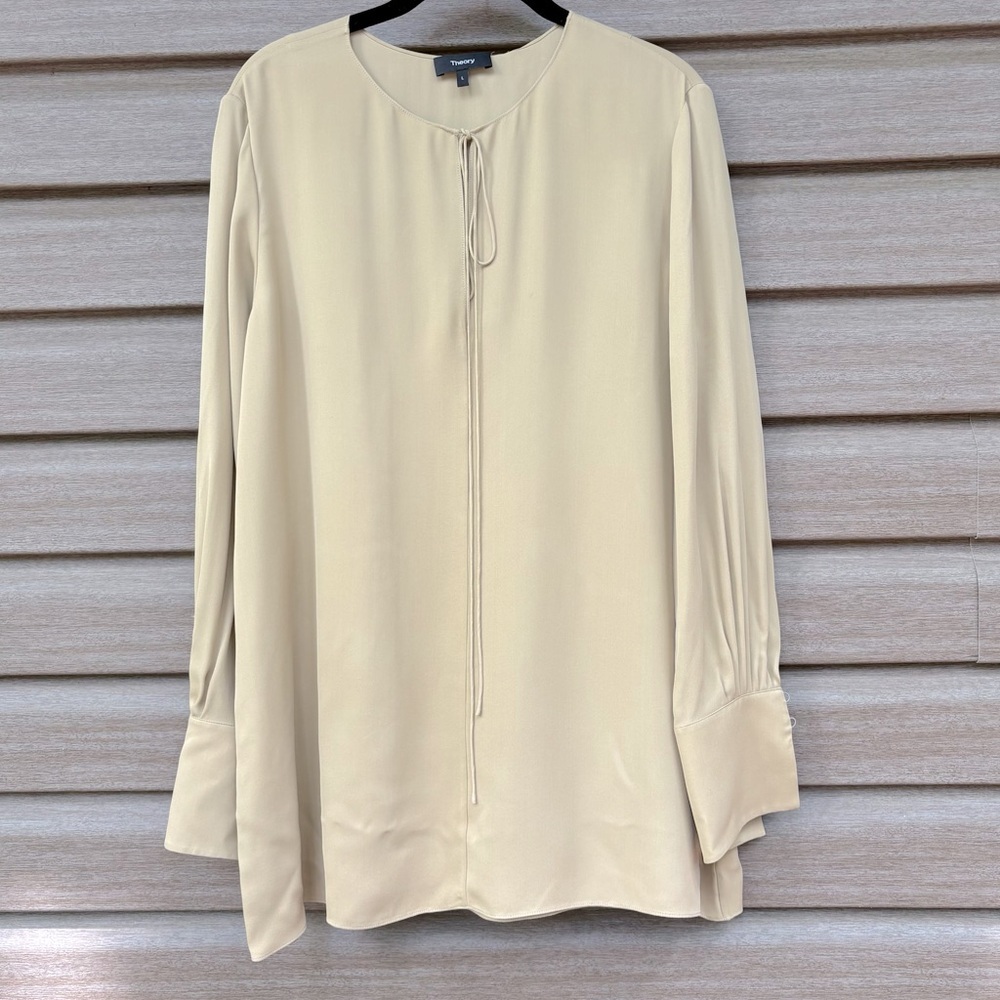 Theory Silk Beige Clay Long Sleeve Classic Ggt Blouse